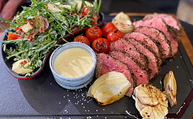 Ростбиф с салатом