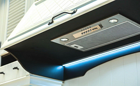 Анастасия Стоцкая впечатления от полновстраиваемой вытяжки Korting